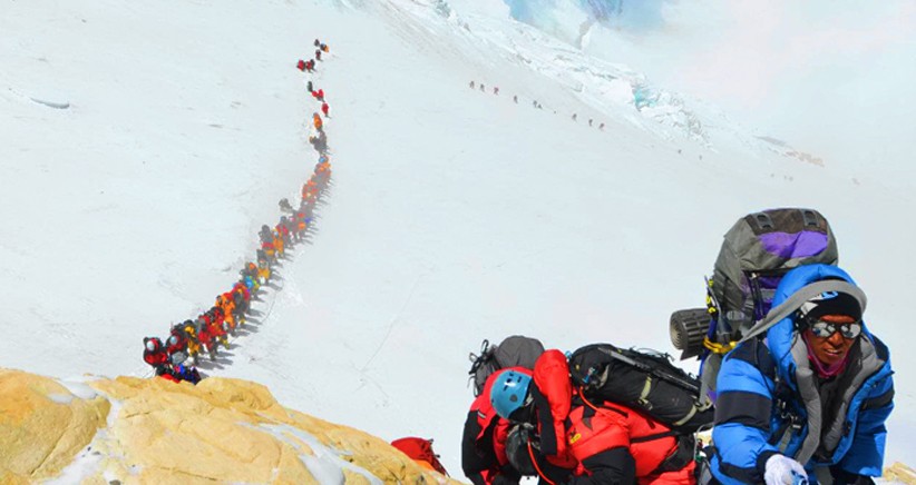 Human traffic jam at Mt. Everest