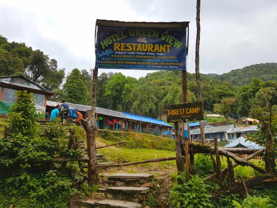 Restaurant on the way to Mardi Himal