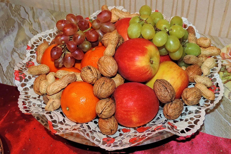 fruits-and-nuts