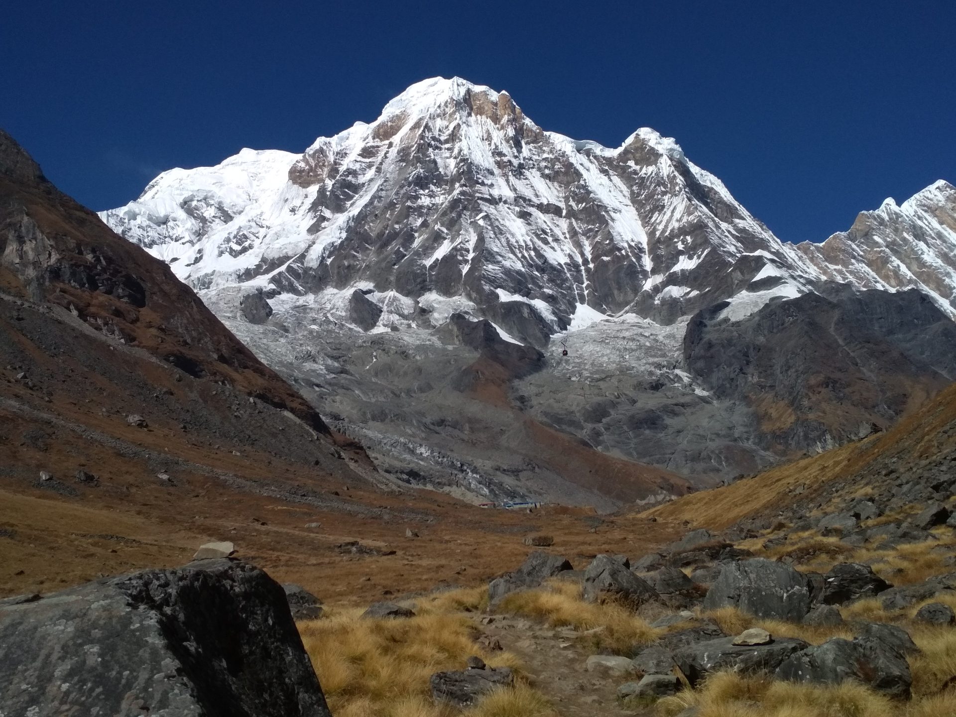 What is the Porter Baggage Limit on a Trek in Nepal?