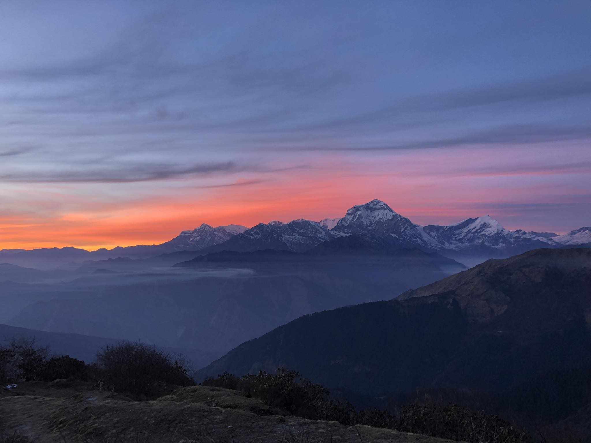 How reliable is Poon Hill trek communication in teahouses along the route?