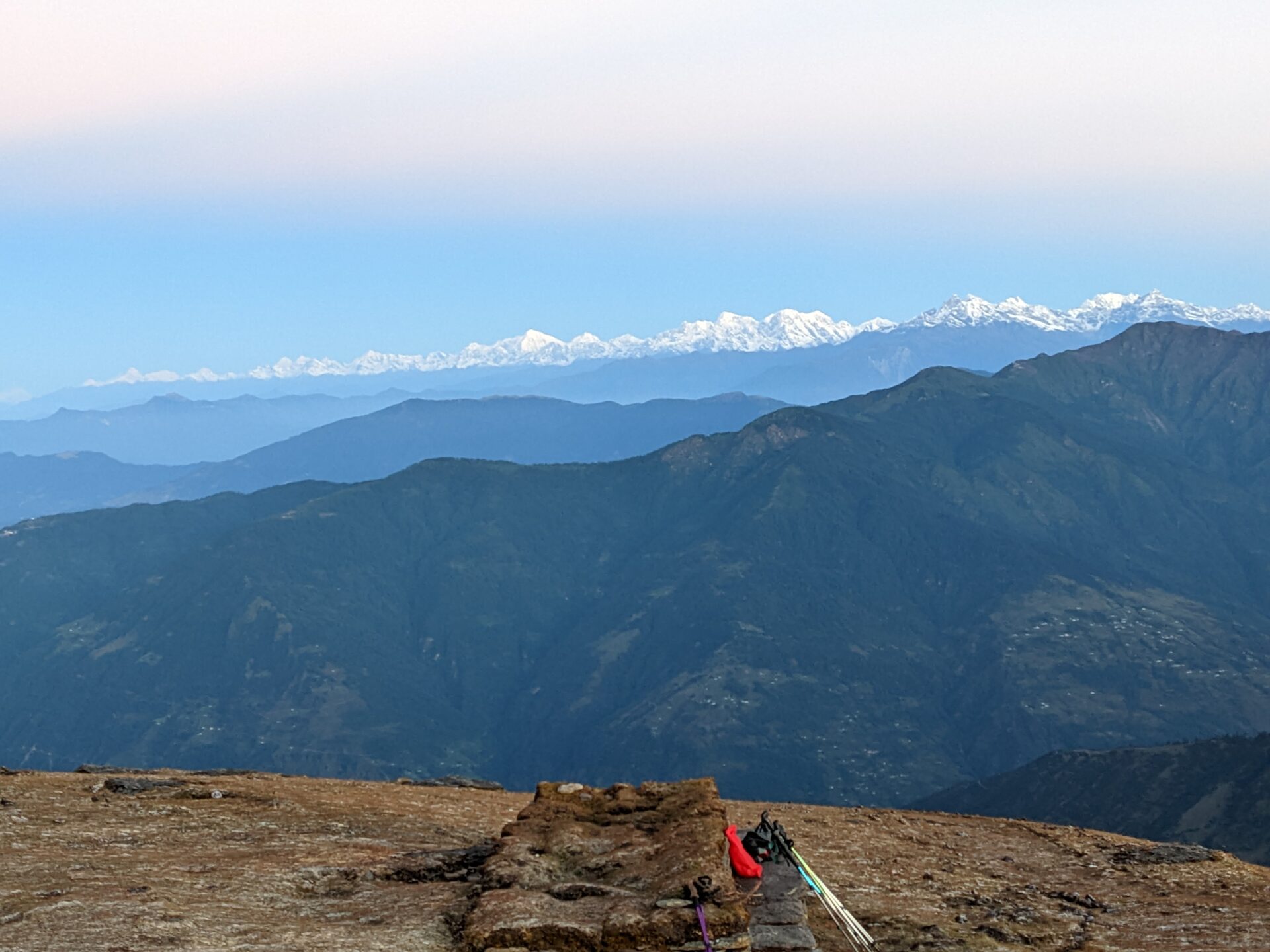 What is the Pikey Peak trek difficulty level and fitness requirement?